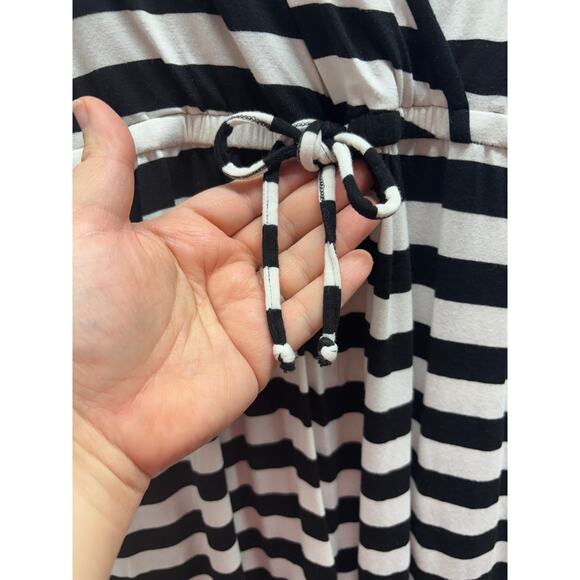 Spense Women's Size Large Black & White Striped Plunge V-Neck Sleeveless Romper - Picture 4 of 6